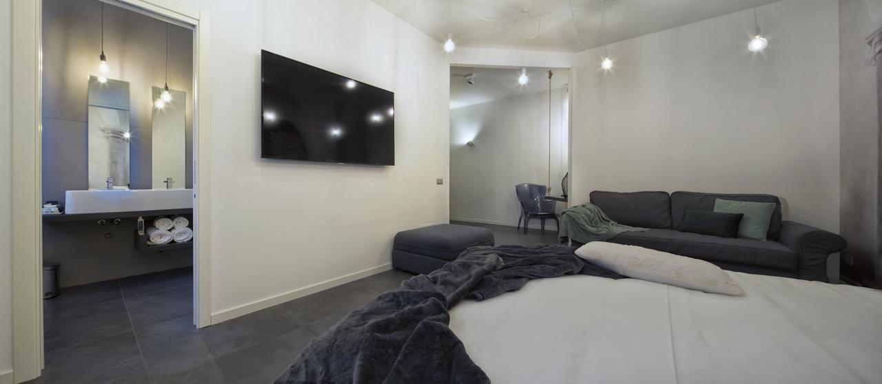 Suite Vogue Sforza Voghera Kültér fotó